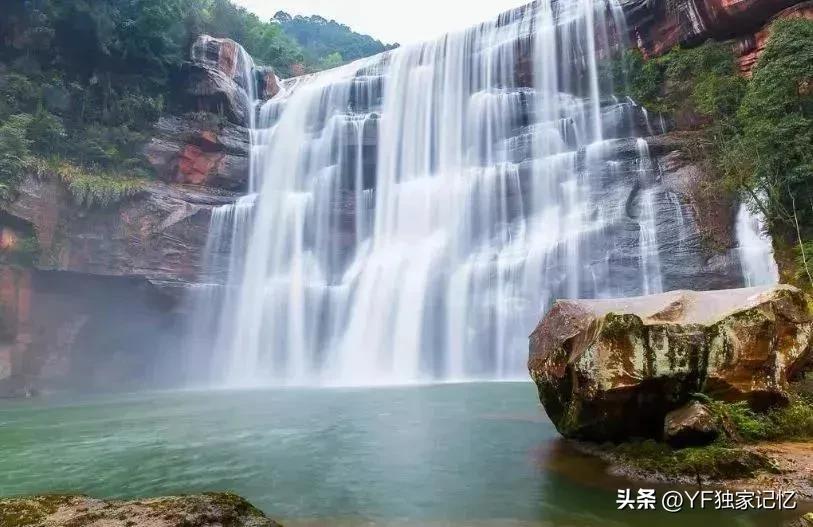 deepceek评选出的国内十大瀑布