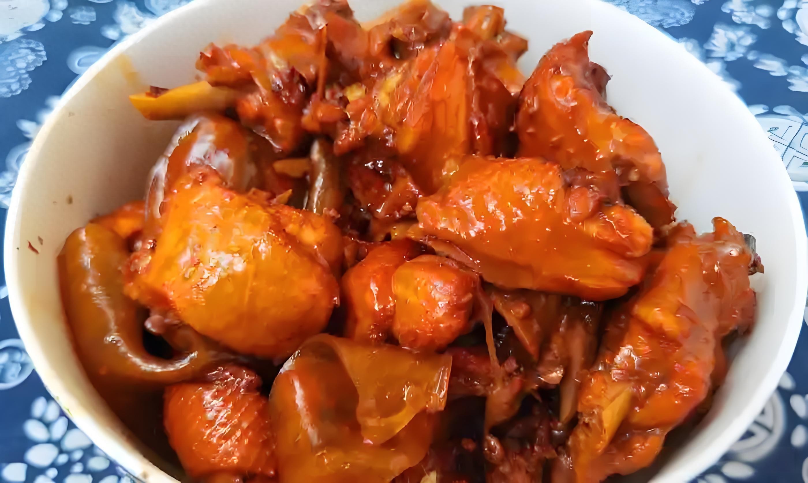 炖鸡时，焯水和直接炖都不对，教你正确做法，鲜香美味，超好吃！