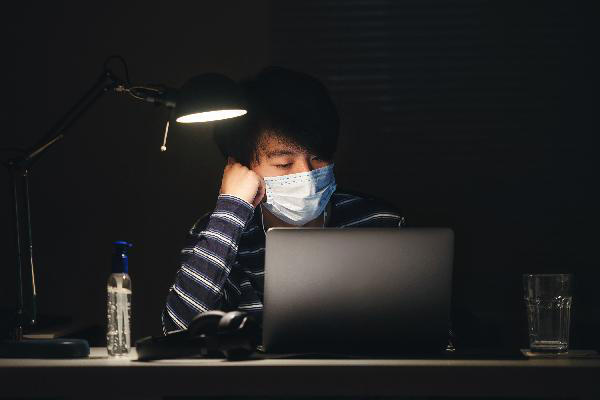 几点睡才算熬夜？最佳睡眠时间是多少？8个真相早知道早好