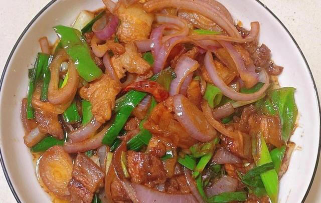 心脏决定寿命！建议中老年：生活别太节俭，8种护心食物该吃就吃