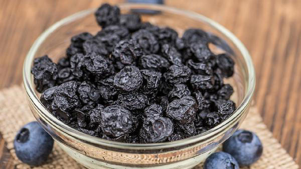 蓝莓立大功？医学研究表明：常吃蓝莓有助于改善这四种疾病