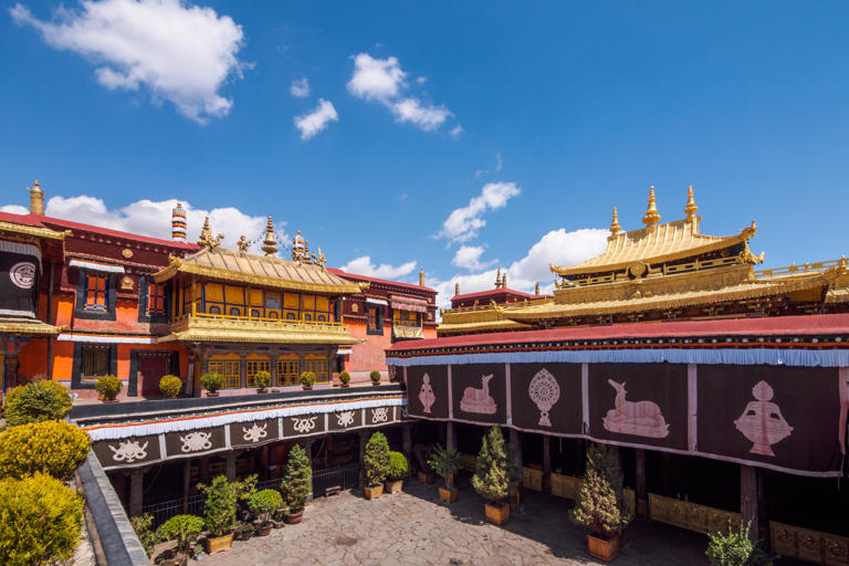 西藏必去十大景点排行榜，这才是西藏最值得去的10个景点，收好去玩！