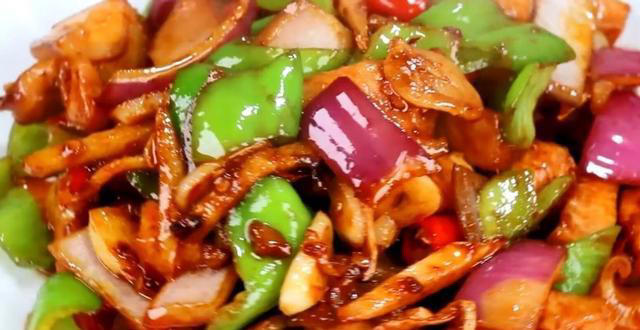 这才是鸡胸肉最正确的做法,出锅鲜嫩又下饭,不吃撑都停不下来