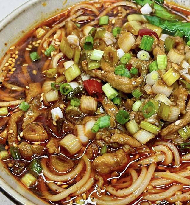 一碗鱼香肉丝面,酸甜里藏回忆,3步做出家的味道?