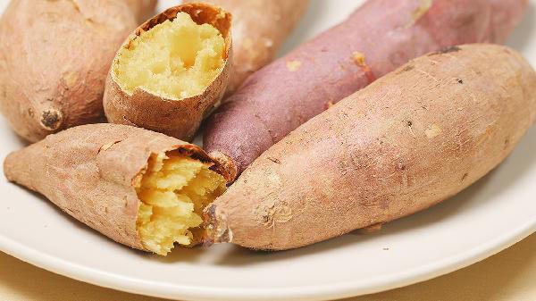 老人常吃红薯，容易招惹上两种病？医生：红薯应该怎样吃？
