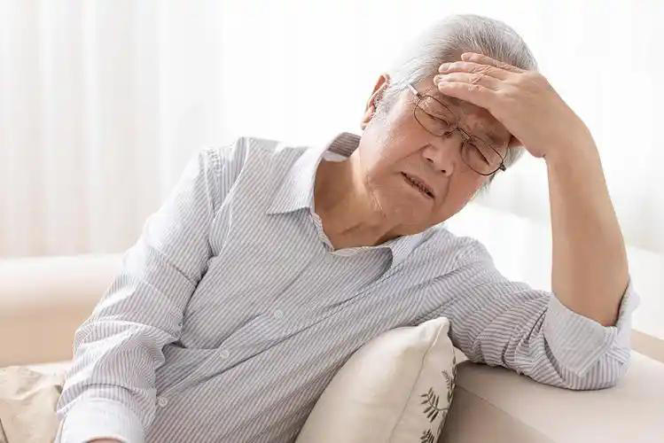 戴帽子能保护心脏？医生提醒：冬季戴帽，能防4种病，但1类人别戴