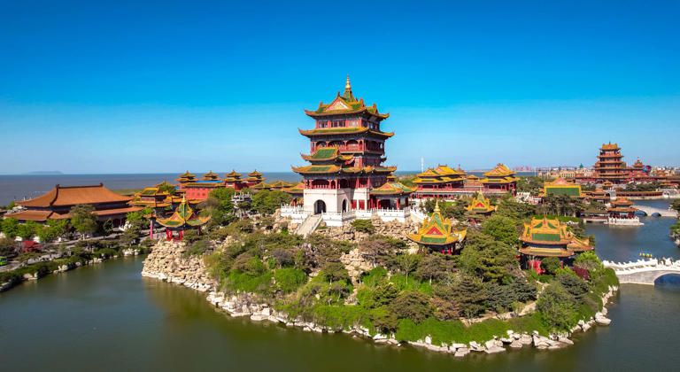 一生中绝不能错过的山海美景,中国最著名的10大海上名山,你都去过几个?