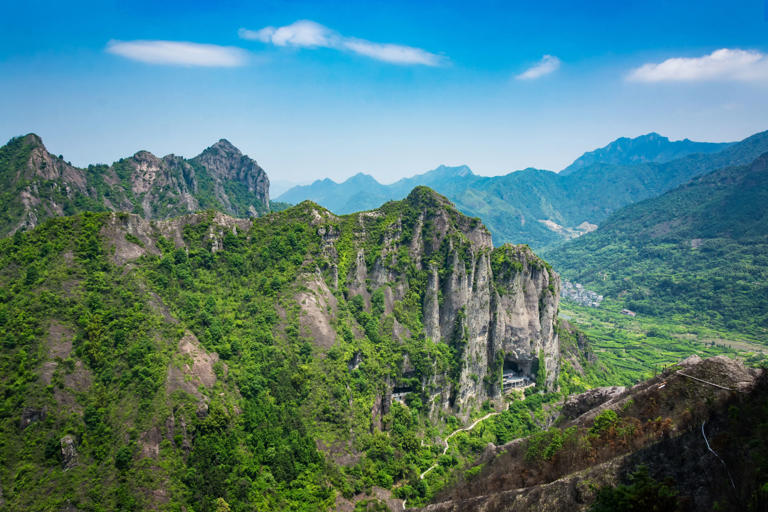一生中绝不能错过的山海美景，中国最著名的10大海上名山，你都去过几个？