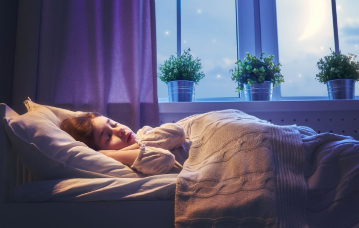 失眠吃桑葚能滋阴补血助眠吗？桑葚酒可以喝吗