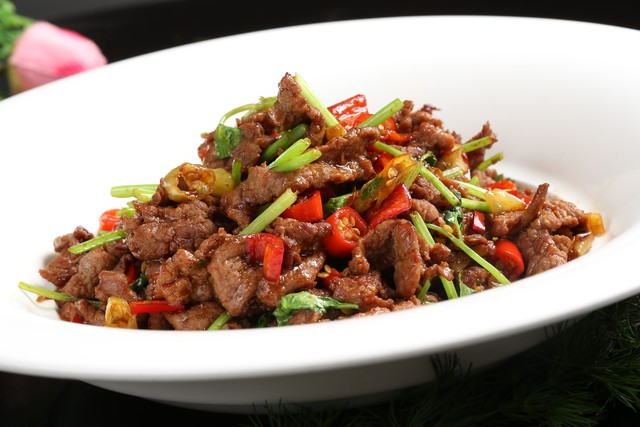 厨房小白秒变大厨教你一招搞定超下饭“小炒黄牛肉”，吃了还想吃