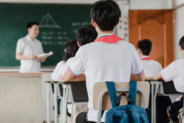 上初中后最先被淘汰的3种孩子，家长千万不能不当回事！ 
