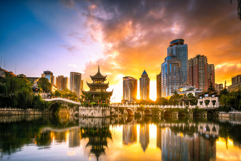 贵州最值得去的10大好玩景点，你去过几个？70岁之前一定要去一次！