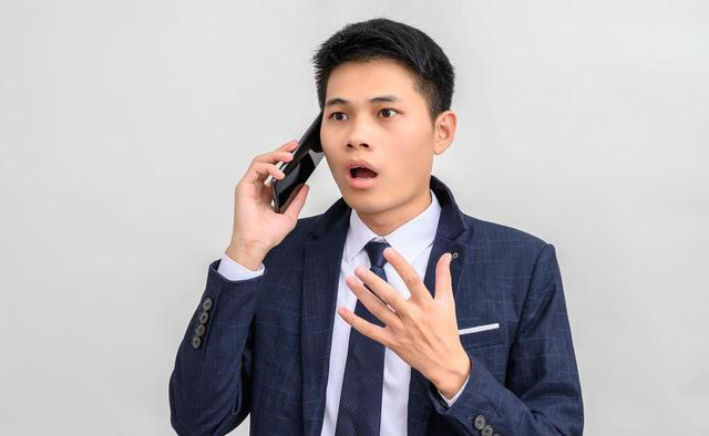 学医后才知道，脑梗最危险信号，不是手脚麻，而是频繁这6个症状