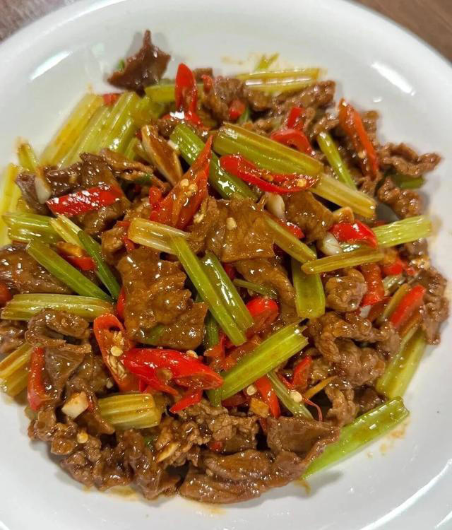 6道不同做法的家常牛肉，吃起来很过瘾
