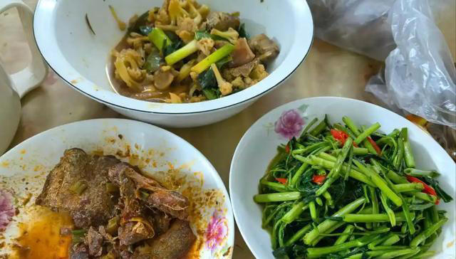 早餐为什么不建议吃面条？医生：不止面条，这4种食物，也要少吃