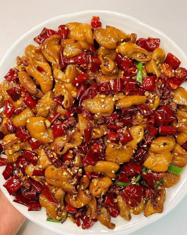 川菜为什么那么好吃?一口三碗饭，巴适得板，盘点最好吃8道川菜