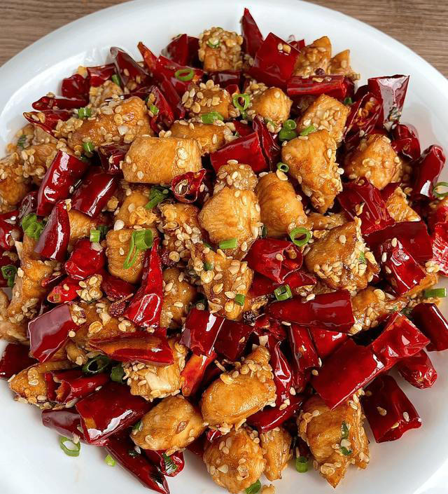 川菜为什么那么好吃？一口三碗饭，巴适得板，盘点最好吃8道川菜