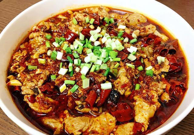 在家做水煮肉片，简单又下饭，比饭店还香！