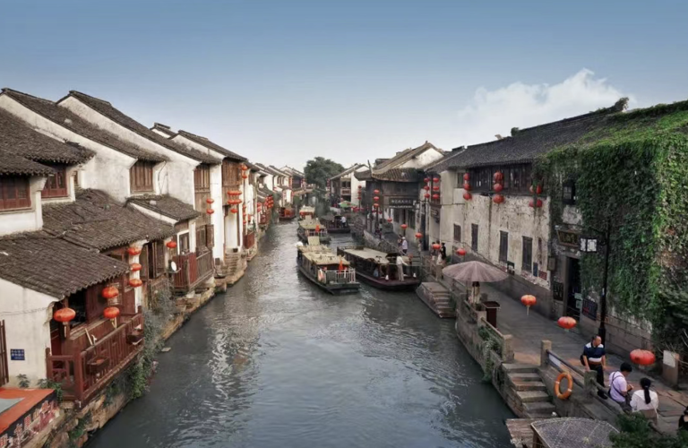江南水乡最美的10大烟雨古镇，充满诗情画意，你去过几个？