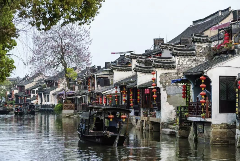 江南水乡最美的10大烟雨古镇，充满诗情画意，你去过几个？