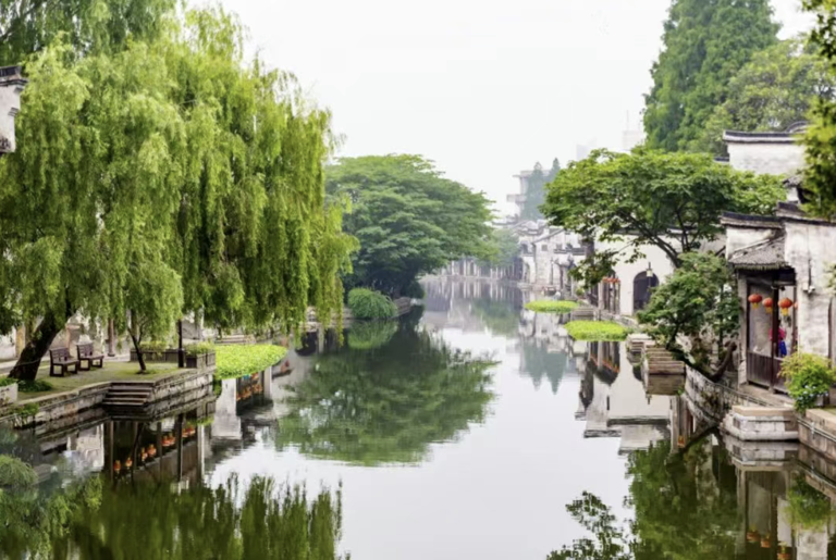 江南水乡最美的10大烟雨古镇，充满诗情画意，你去过几个？