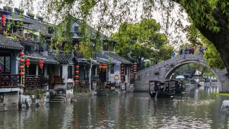 江南水乡最美的10大烟雨古镇，充满诗情画意，你去过几个？