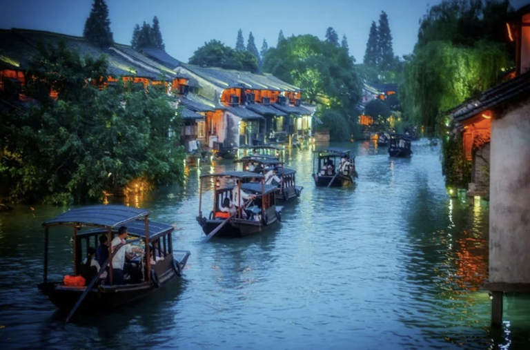 江南水乡最美的10大烟雨古镇，充满诗情画意，你去过几个？