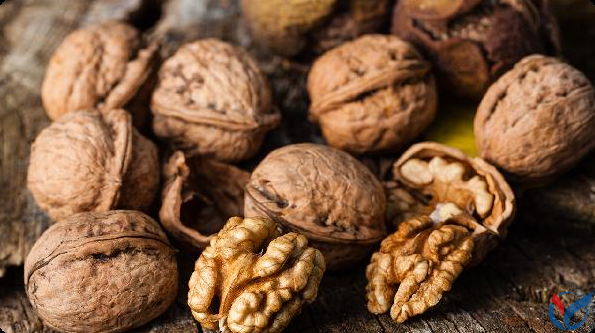 核桃是肝病的“发物”吗？若想肝功能正常，最好少吃3物