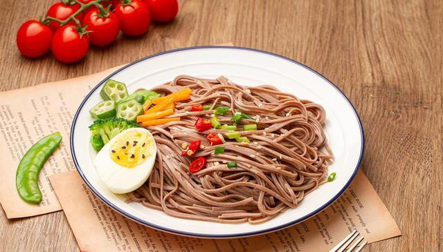 4个被低估的行为，让你增长更多肌肉