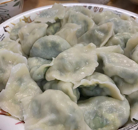 为什么晚上吃饺子容易胀气,饺子吃了会胀气吗?还是跟馅料有关!