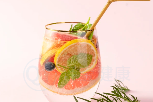 图怪兽_应季水果茶海报.png 图怪兽_应季水果茶海报.png