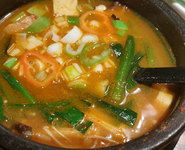 千张含膳食纤维吗？千张是粗纤维食物吗？爱吃千张的赶紧看看！