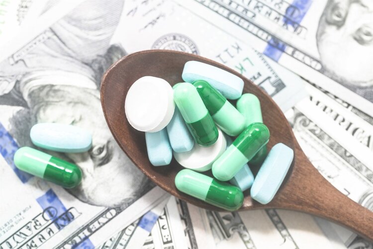 有一种痛叫口腔溃疡!提醒:补充维C不顶用