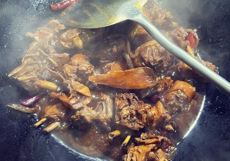 进入夏天，少吃鸡肉和羊肉，多吃这3种肉，手脚麻利精神足
