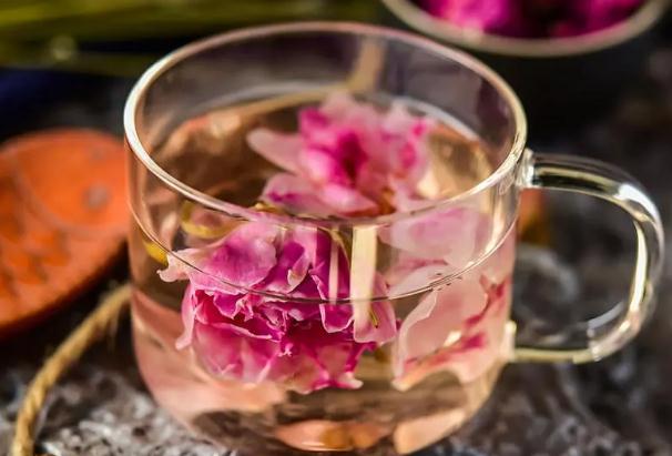 玫瑰花茶买哪种玫瑰好?玫瑰花茶一次放几朵?
