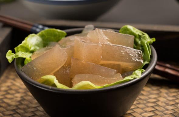 魔芋生的能吃吗 生吃中毒 麻痹呼吸中枢与运动中枢
