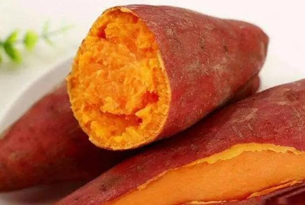 红薯和螃蟹能一起吃吗?红薯和洋葱能在一起吃吗?
