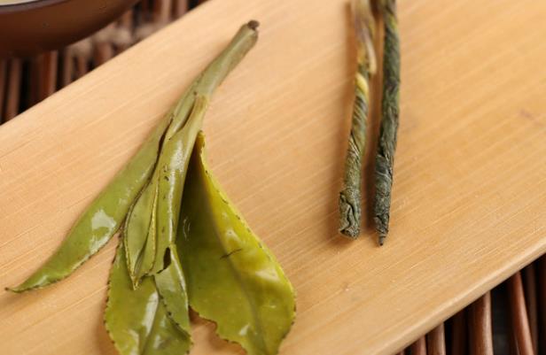 喝苦丁茶可以排毒吗 清热解毒 健脾护胃 疏风清热