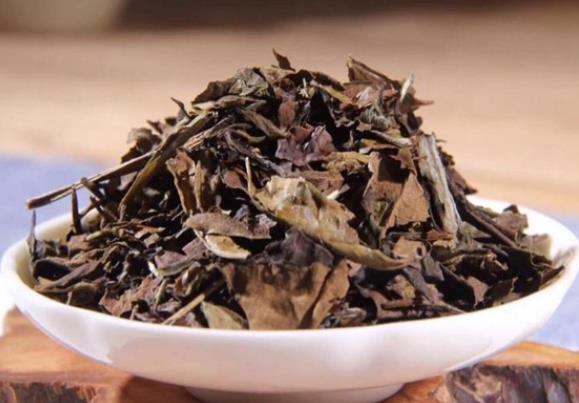 喝老白茶会失眠吗 咖啡碱 茶碱刺激大脑皮层 因人而异