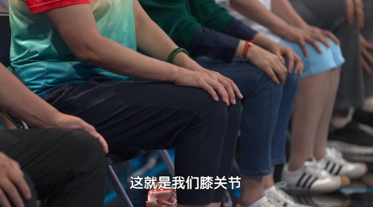 马上停止5类运动，很可能加速血栓形成，等血管“堵死”就迟了