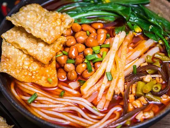 螺蛳粉热量高不高 123大卡100克,过量吃发胖