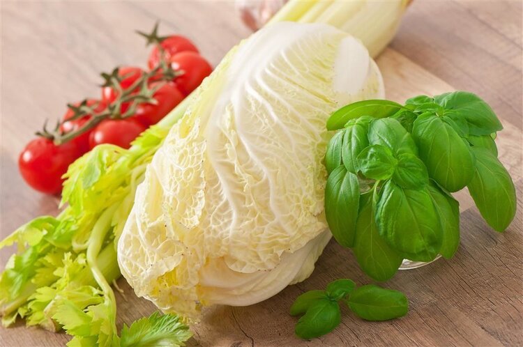白菜变“毒菜”,内含甲醛还致白血病?白菜还能不能吃?答案来了