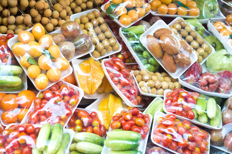 装菜的“塑料袋”放进冰箱,不仅有毒还致癌?