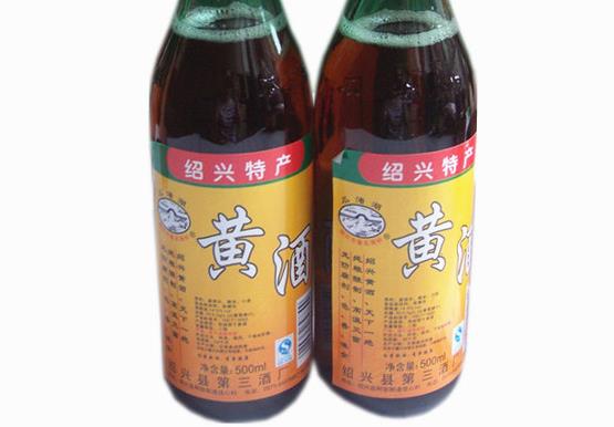 喝黄酒会引起尿酸高吗 不利于尿酸降低至正常水平