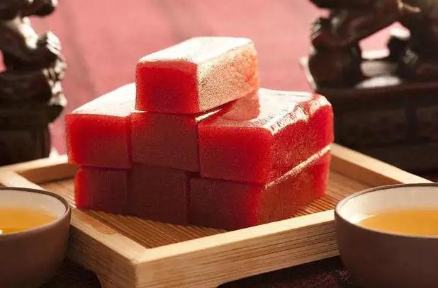 山楂糕的热量高吗？吃山楂糕要注意什么？