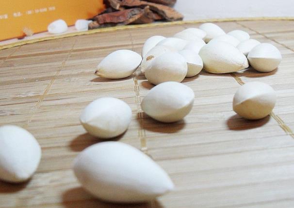 吃白果可以保护心脏吗 黄酮苷扩张血管促进血液循环