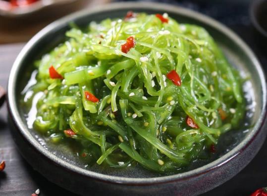贫血可以吃裙带菜吗 铁质促进血红蛋白合成