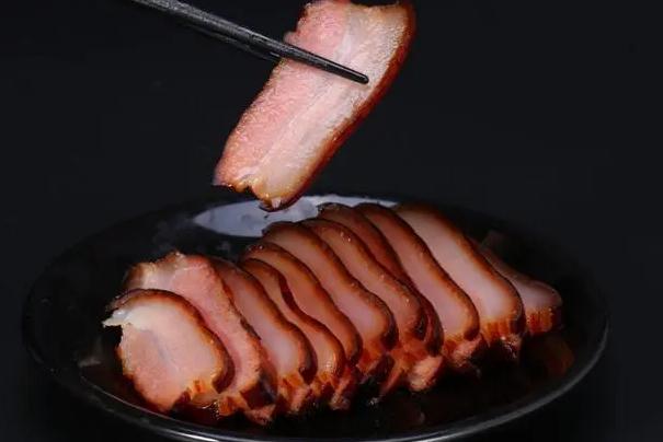 真空包装的腊肉怎么处理才能吃？腊肉放冰箱冷冻可以保存多久？