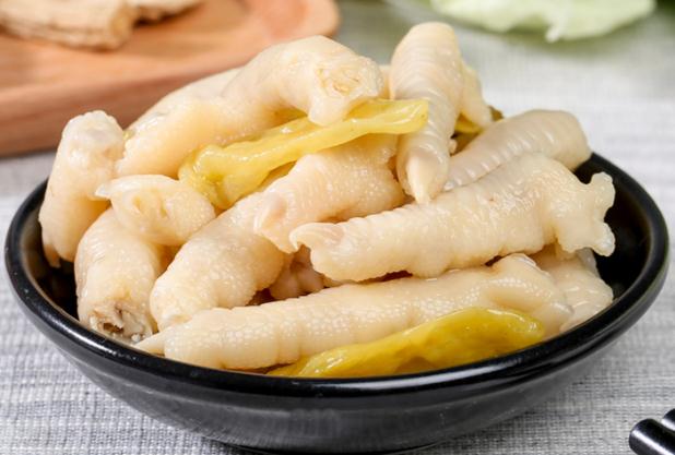 高血压能吃泡椒凤爪吗？吃泡椒凤爪会上火吗？