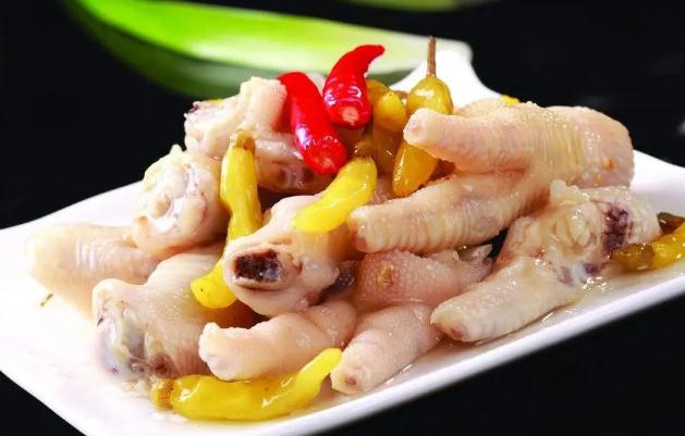 泡椒凤爪有营养吗？经常吃泡椒凤爪会不会胖？